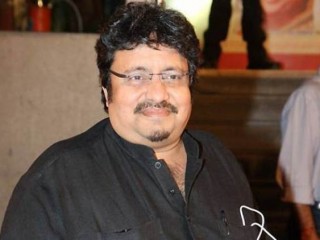 ބޮލީވުޑްގެ އެކްޓަރު އަދި ޑައިރެކްޓަރު ނީރަޖް މަރުވެއްޖެ