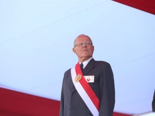 ކޮރަޕްޝަންގެ ތުހުމަތުގައި ޕެރޫގެ ރައީސް މަގާމުން ދުރުކުރުމުގެ މަސައްކަތް ފަށައިފި