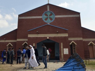 ޕާކިސްތާނުގައި ދިން ޙަމަލާއެއްގައި 7 މީހަކު މަރުވެއްޖެ