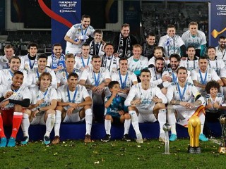 ކްލަބް ވޯލްޑްކަޕް އުފުލާލި ރެއާލް މެޑްރިޑްގެ ޓީމު ފޮޓޯއަކަށް ހުއްޓިގެން 