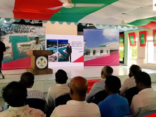 Pres. inaugurates harbour, mosque in N. Maalhendhoo, reminds the people they hold the power in a democracy 