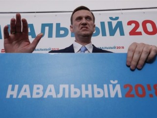 ޕޫޓިންއާ ވާދަކުރެއްވުމުގެ މަސައްކަތް ނަވަލްނީ ފައްޓަވައިފި