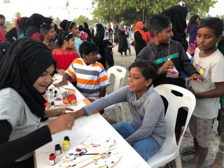 ދުވާފަރުގައި ބޭއްވި ކުޑަކުދިންގެ ހަވީރުގެ ތެރެއިން