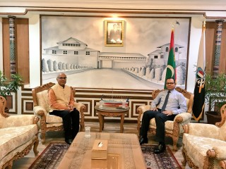 ޑިފެންސް މިނިސްޓަރުގެ ބައްދަލުވުން އެއީ \"ފޭކް\" ބައްދަލުވުމެއް: ކެރެފާ ނަސީމް