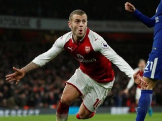 މެޗުގެ ސްކޯ ހުޅުވާލަދިން އާސެނަލްގެ ވިލްޝެއަރ