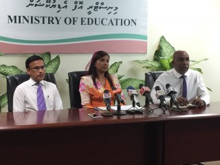 ސްކޫލްތައް ޑިޖިޓަލައިޒްކޮށް، މެއި މަހުގެ ތެރޭގައި ޓެބްލެޓް ބޭނުން ކުރަން ފެށޭނެ: އެޑިއުކޭޝަން މިނިސްޓަރ