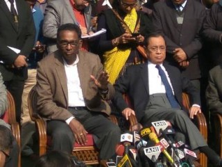 އުއްތަމަ ފަނޑިޔާރާއި ދެކޮޅަށް ތެދުވެ، މީޑިއާއާއި ބައްދަލުކުރެއްވި 4 ފަނޑިޔާރުން