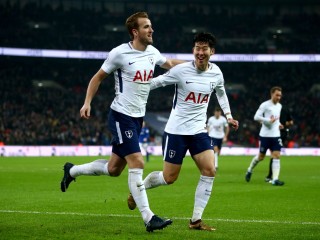 ހެރީ ކޭން އަދި ސޮން