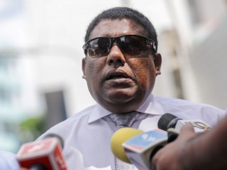 ރައްޔިތުންގެ މަޖިލީހުގެ ތިމަރަފުށީ ދާއިރާގެ މެމްބަރު މުހައްމަދު މުސްތަފާ ނޫސްވެރިންގެ ބައްދަލުވުމެއްގައި ވާހަކަ ދައްކަވަނީ