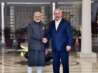 އިޒްރޭލުގެ ބޮޑުވަޒީރު ރަސްމީ ދަތުރުފުޅެއްގައި އިންޑިއާ އަށް ވަޑައިގެންފި 