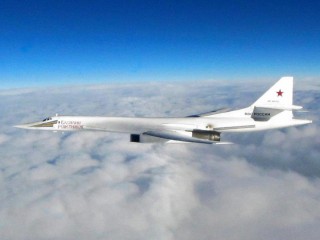 އިނގިރޭސިވިލާތުގެ ވައިގެ ސަރަހައްދު ކައިރިން ރަޝިޔާގެ ޖެޓްތަކެއް ހުއްޓުވައިފި