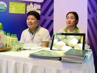 Singha Estate holds open house event