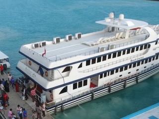 ބީޗް ކުރޫޒަރ: ވަރަށް ފުރިހަމަ، ދަތުރުކުރަން މިވަރެއް ނެތް!