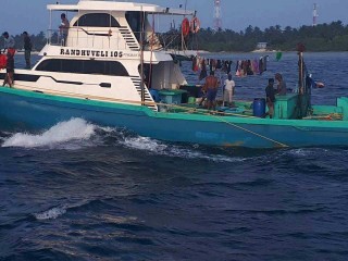 19 މީހުންނާ އެކު މަސްވެރިކަން ކުރަން އުޅެނިކޮށް ހޮނިހިރު ދުވަހު ބިންދައިގެން ދިޔަ ކަނޑުހުޅުދޫ، ރަންދުވެލި 105