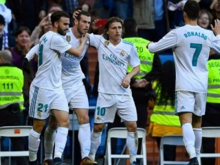 ޑިޕޯޓިވޯ ކޮޅަށް ލަނޑު ޖެހުމަށްފަހު ރެއާލްގެ ކުޅުންތެރިން އުފާ ފާޅު ކުރަނީ