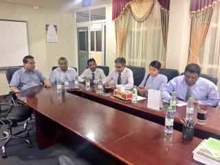 އިލެކްޝަން ކޮމިޝަނާއި ގުޅިފައިވާ ސިޔާސީ ޕާޓީތަކުން ބައްދަލުކުރަނީ