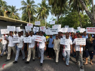 Staff of Villa resorts protesting