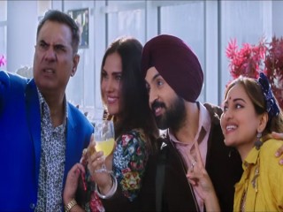 ވެލްކަމް ޓު ނިއުޔޯކް، ޓްރެއިލާގެ ސްކްރީން ޝޮޓެއް