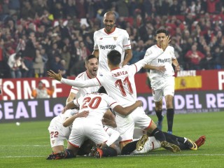 ސެމީގެ ޖާގައެއް ކަށަވަރުވުމާ އެކު ސެވިއްޔާގެ ކުޅުންތެރިން އުފާ ފާޅުކުރަނީ 