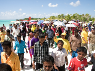 ށ. މިލަންދޫގައި ބަޔަކު އެއްވެފައި