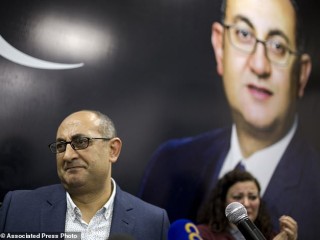 ޚާލިދްވަނީ މީގެ ކުރިން ވެސް ރިޔާސީ އިންތިޚާބުގައި ވާދަކުރައްވާފައި