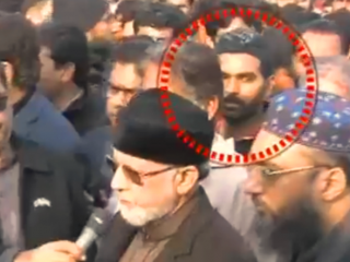 ޒައިނަބްގެ ޤާތިލު، ޒައިނަބްގެ ޖަނާޒާގައި ބައިވެރިވި!