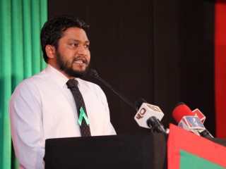 ޝެއިހު އިމްރާން ކޮރަޕްޓް ސަރުކާރާއި އެކު ހަދާނެ ޑީލެއް ނޯންނާނެ، ޑީލެއް ހެދިނަމަ ހުންނަވާނީ ގޭގައި: އަލީ ޒާހިރު