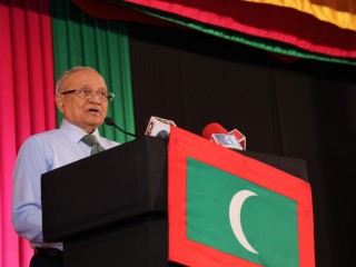 ރައީސް މައުމޫން