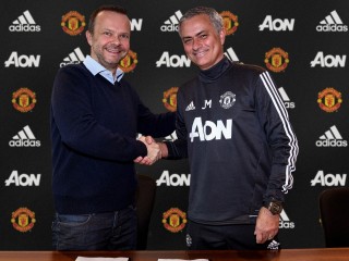 މޮރީނިއޯ އަދި ޔުނައިޓެޑްގެ އެގްޒެކްޓިވް ވައިސް ޗެއާމަން އެޑް ވުޑްވާޑް ކޮންޓްރެކްޓްގައި ސޮއިކުރުމަށް ފަހު 