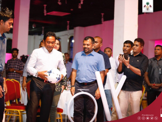 ވައި-18 ސްޕޯޓްސް ފިއެސްޓާ އިފްތިތާހު ކުރުމުގެ ރަސްމިއްޔާތުގައި ރައީސް ޔާމީން ބައިވެރިވެ ވަޑައިގަންނަވަނީ 