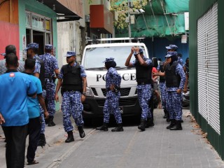 ފާރިސްގެ އެޕާޓްމަންޓް ބަލައި ފާސްކުރަނީ ވެރިކަން ވައްޓާލަން އުޅޭކަމުގެ ތުހުމަތުގައި 