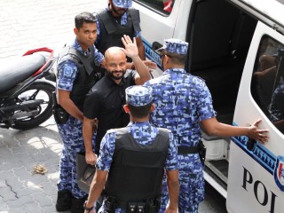 ދިއްގަރު ދާއިރާގެ މެންބަރު އަހުމަދު ފާރިސް މައުމޫން