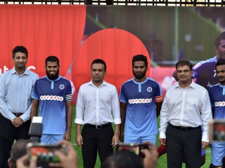 ނިއުގެ ކެޕްޓަނަކަށް ދަގަނޑޭ