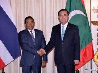 ރައީސުލްޖުމްހޫރިއްޔާ ތައިލެންޑަށް ކުރެއްވި ދަތުރުފުޅުގައި އެގައުމުގެ ބޮޑުވަޒީރާ އެކު 