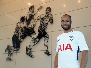 ލޫކަސް ޓޮޓެންހަމްގެ ޖާޒީގައި 