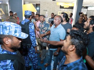 އެއްވުމުގެ ތެރެއިން 
