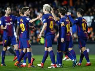 ބާސާގެ ކުޅުންތެރިން ލަނޑު ޖެހުމަށް ފަހު އުފާ ފާޅުކުރަން