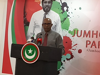 Jumhooree Party\'s Secretary General Ahmed Sameer addressing the press