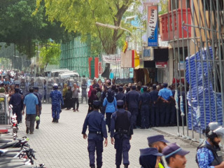 އުއްވުމެއް ރޫޅާލުމުގެ މަސައްކަތުގައި ފުލުހުން