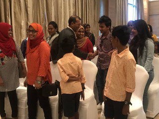 ރައީސް ނަޝީދު: ބެންގަލޫރުގައި އުޅޭ ދިވެހިންނާއި ބައްދަލު ކުރައްވަނީ