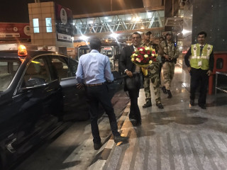 ރައީސް ނަޝީދު އިންޑިއާ އަށް ކުރެއްވި ދަތުރުފުޅު ނިންމަވާލެއްވުމަށް ފަހު ފުރާވަޑައިގަންނަވަނީ