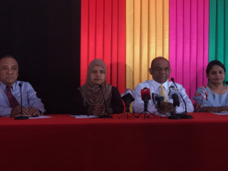 ގުޅިފައިވާ ސިޔާސީ ޕާޓީތަކުން ބޭއްވި ނޫސްވެރިންގެ ބައްދަލުވުމެއްގެ ތެރެއިން