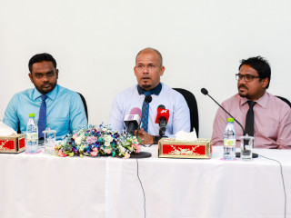 އިލެކްޝަންސް ކޮމިޝަނުގެ މެންބަރުން މީޑިއާ އަށް މައުލޫމާތު ދެއްވަނީ