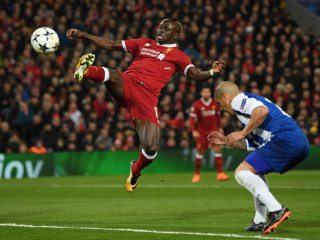 ޗެމްޕިއަންސް ލީގު: އަށް އަހަރަށްފަހު ލިވަޕޫލް ކުއާޓާއަށް