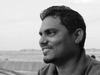 ޗެނަލް13 ގެ ނިއުސްހެޑްގެ މަގާމުގައި ހުންނެވި އަމްޖަދު ވަހީދު