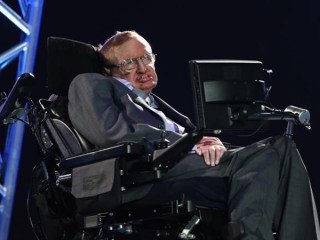 ހޯކިންގ، ހަމައެކަނި ސައިންސްވެރިއެއް ނޫން ފަލަސްތީނު ރައްޔިތުންގެ އެކުވެރިއެއް ވެސްމެ