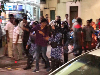 މާރިޔާ ފުލުހުންގެ ބެލުމުގެ ދަށަށް ގެންދަނީ