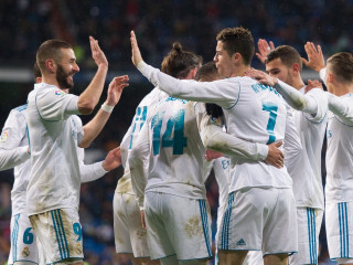 ކްރިސްޓިއާނޯ ރޮނާލްޑޯ މި މެޗުގައި ހަތަރު ލަނޑު ޖެހި