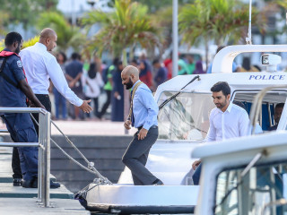 ފާރިސް ކޯޓަށް ގެންދަން ދޫނިދޫ އިން މާލެއަށް ގެންނަނީ
