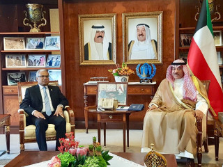 Minister Asim met with Foreign Minister Sah Al Khaled Al Sabah,